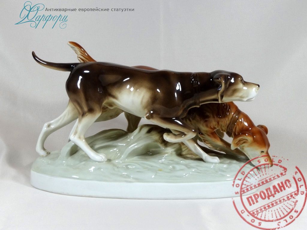 Фарфор, статуэтка, антиквариат.Чехия, Royal Dux